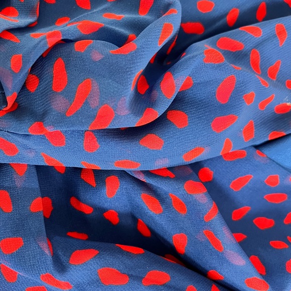 Self-Portrait Blue and Red Silk Crepe Printed Wrap Blouse Top EUC Size 0/XS - Picture 5 of 5